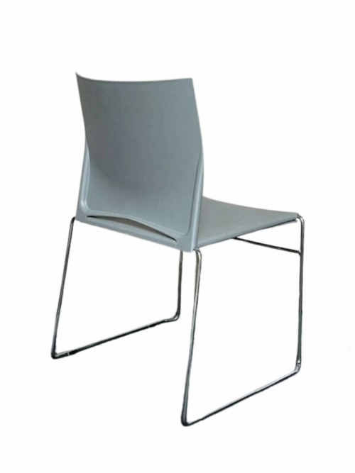 Stapelbare kunststof kantinestoelen kleur grijs - Afbeelding 2