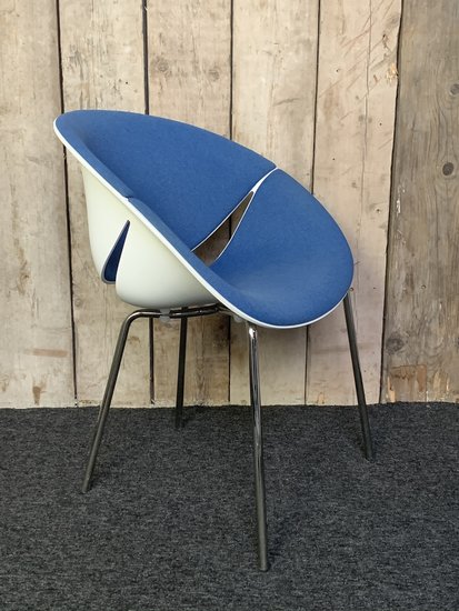 Harde ring gek voorraad So Happy fauteuil blauwe stof / wit kunststof kuip - Kantoormeubelen  Nederland