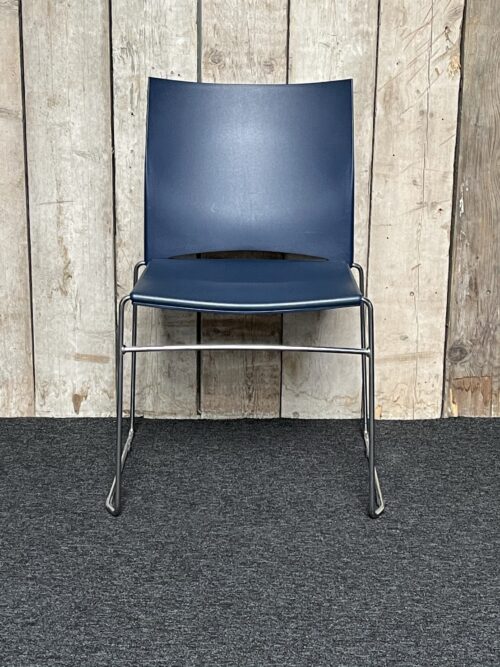 kunststof stapelbaar stoel gebruikt 13 | Kantoormeubelen Nederland