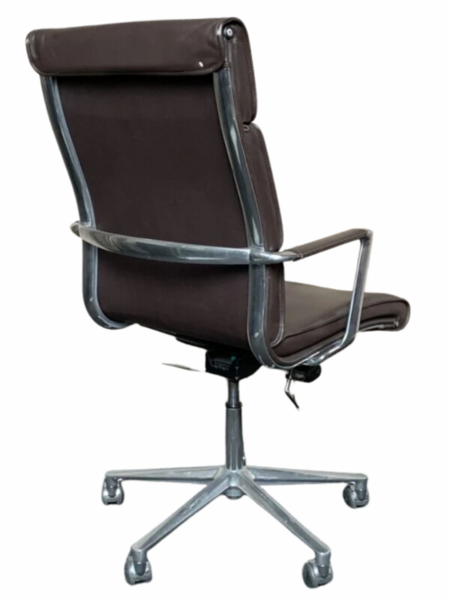 ICF Una Chair Executive bureaustoel bruin 2 | Kantoormeubelen Nederland