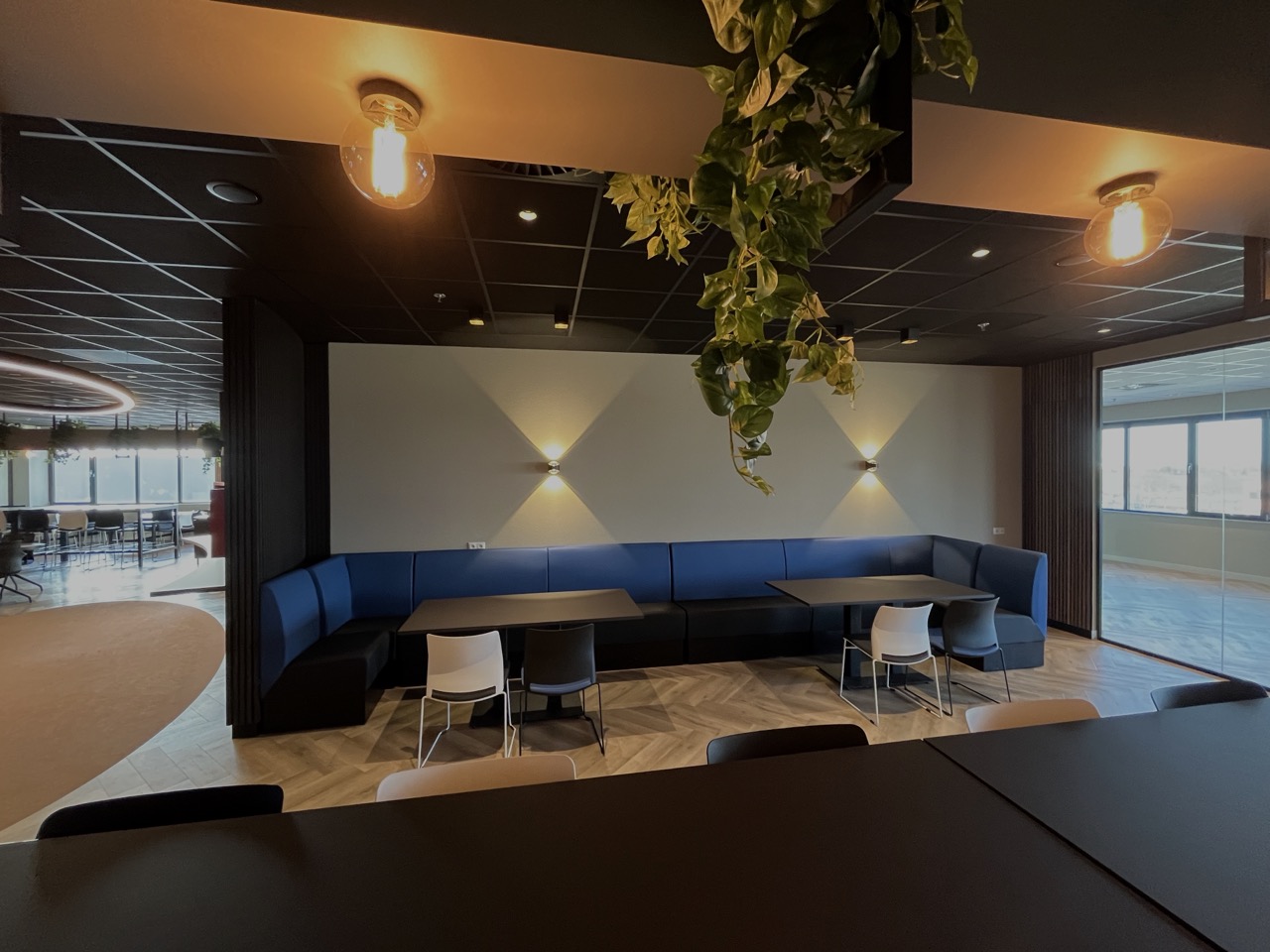 3k kopie groot | Kantoormeubelen Nederland