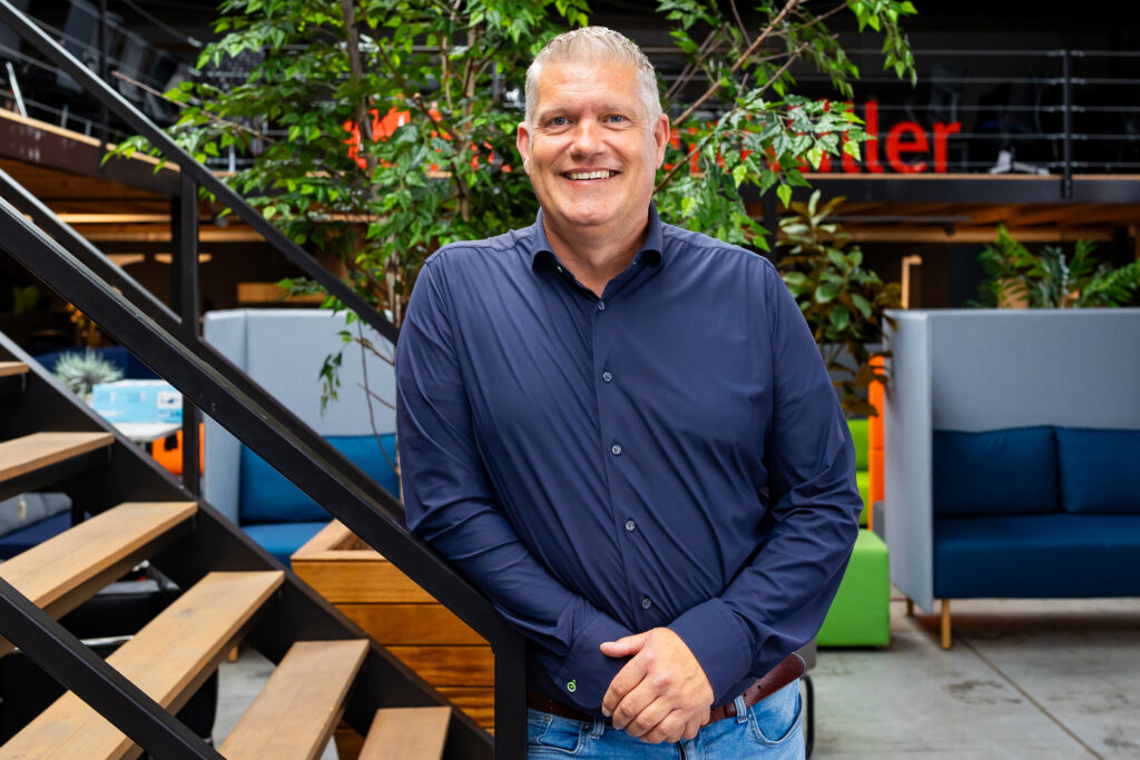 Jan Tsjerk Kantoormeubelen Nederland | Kantoormeubelen Nederland