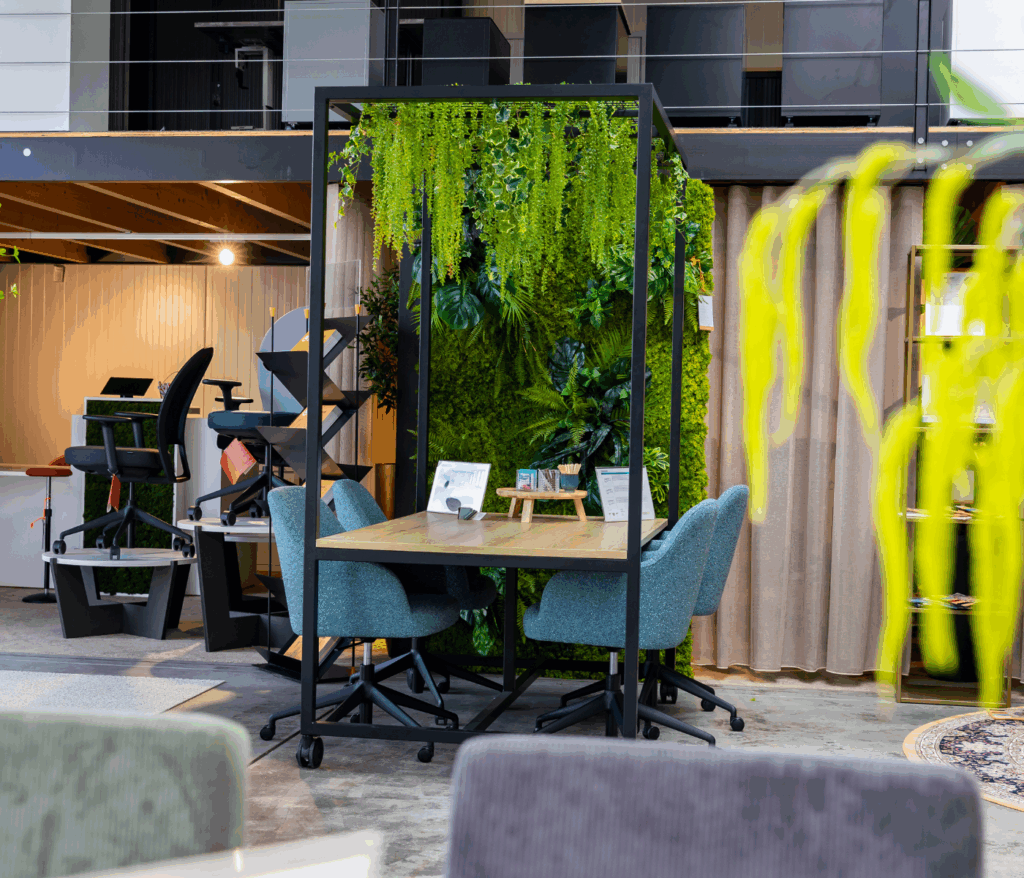 kantoormeubelen nederland showroom vergadertafel | Kantoormeubelen Nederland