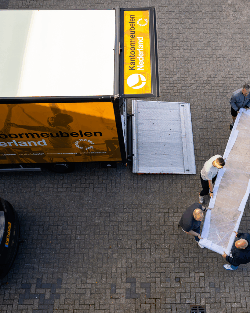 meubels leveren op locatie | Kantoormeubelen Nederland