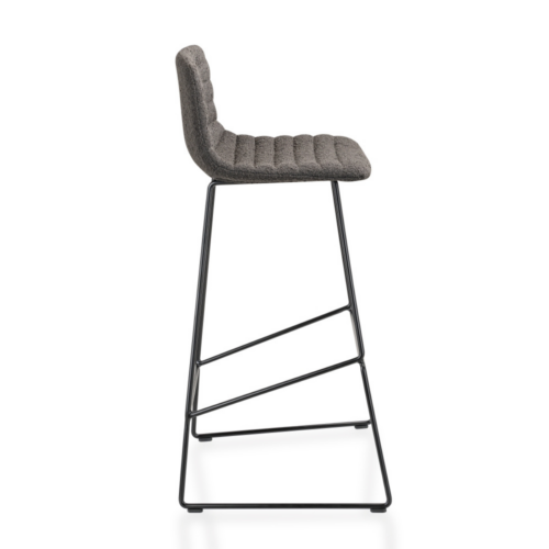 Barkruk 609T in boucle stoffering 6 | Kantoormeubelen Nederland